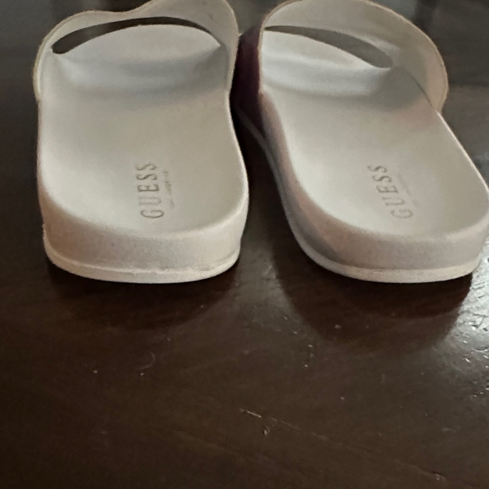 Guess Slides - Picture 3 of 3